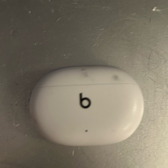 Beats by Dre White Earbud Headphones